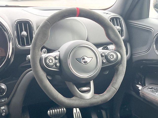 BMW MINI CROSSOVER 2022 Image 31