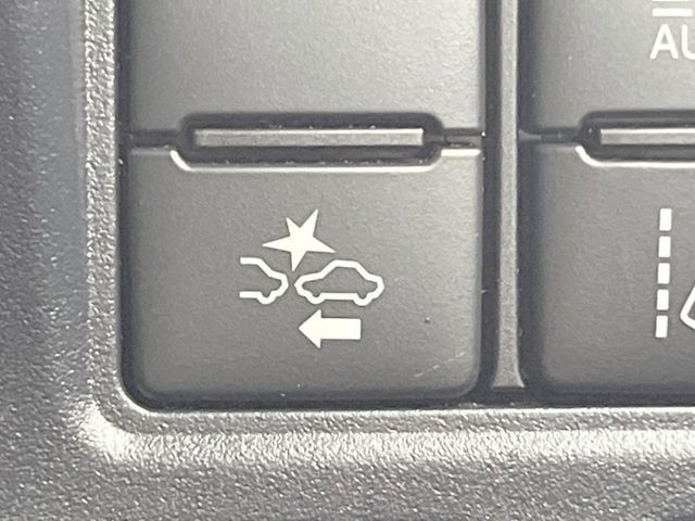 TOYOTA NOAH HYBRID 2020 Image 31