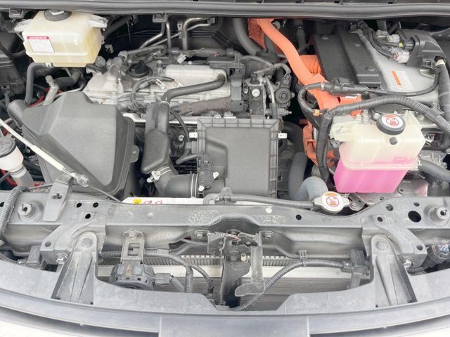 TOYOTA NOAH HYBRID 2020 Image 31