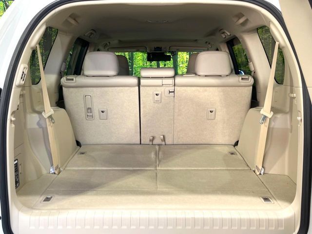 TOYOTA LANDCRUISER PRADO 2023 Image 31