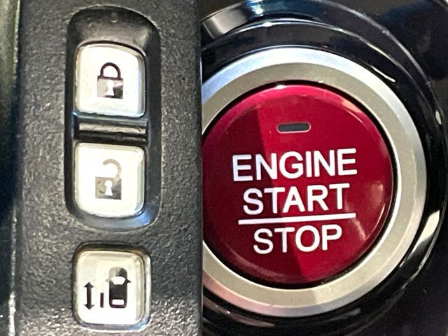 HONDA N BOX CUSTOM 2016 Image 31