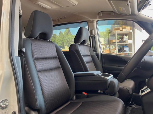 NISSAN SERENA  S-HYBRID 2017 Image 31