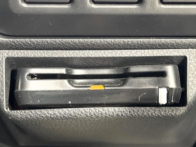 SUBARU FORESTER 2018 Image 31