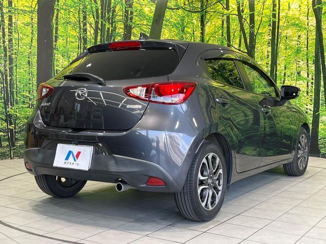 MAZDA DEMIO 2015 Image 31