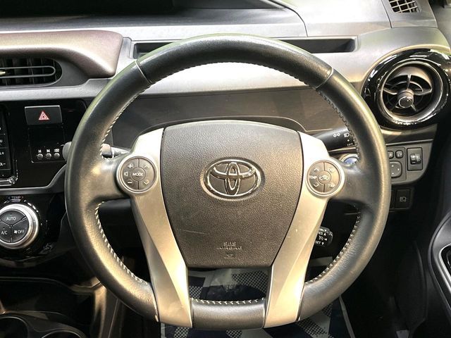 TOYOTA AQUA 2016 Image 31