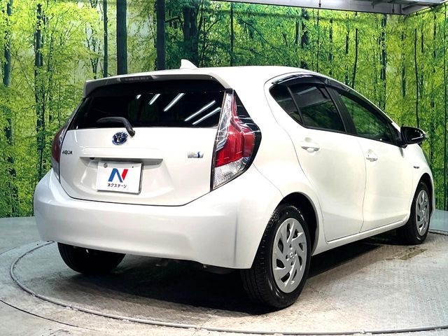 TOYOTA AQUA 2016 Image 31