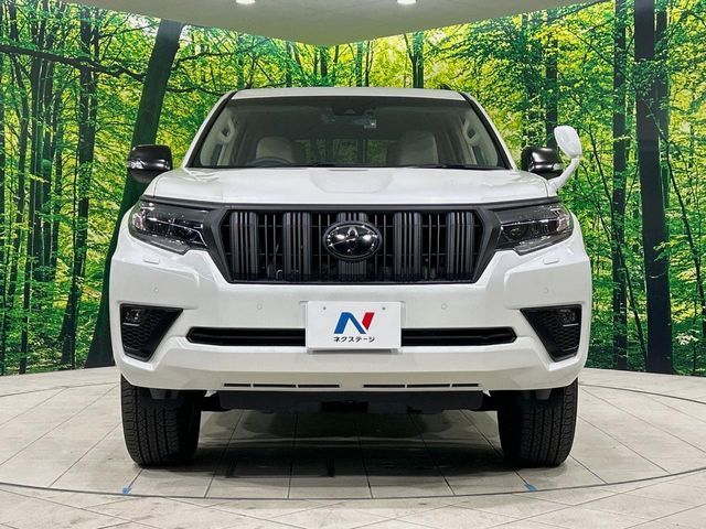 TOYOTA LANDCRUISER PRADO 2022 Image 31