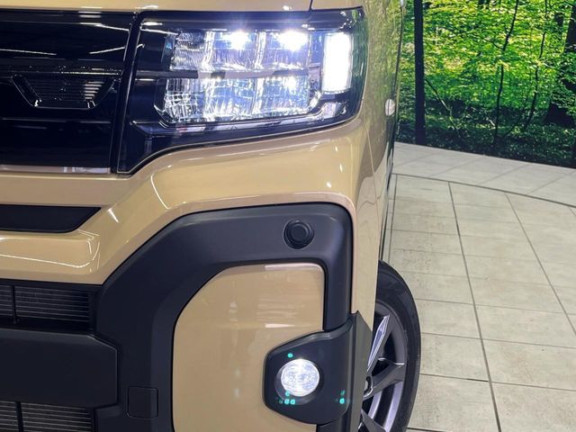 DAIHATSU TANTO FAN CROSS 4WD 2022 Image 31