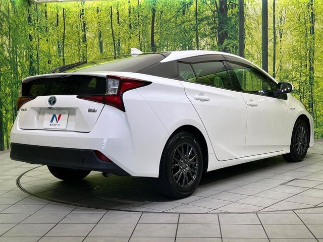 TOYOTA PRIUS 2019 Image 31
