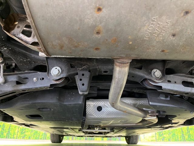 TOYOTA PRIUS 2019 Image 31