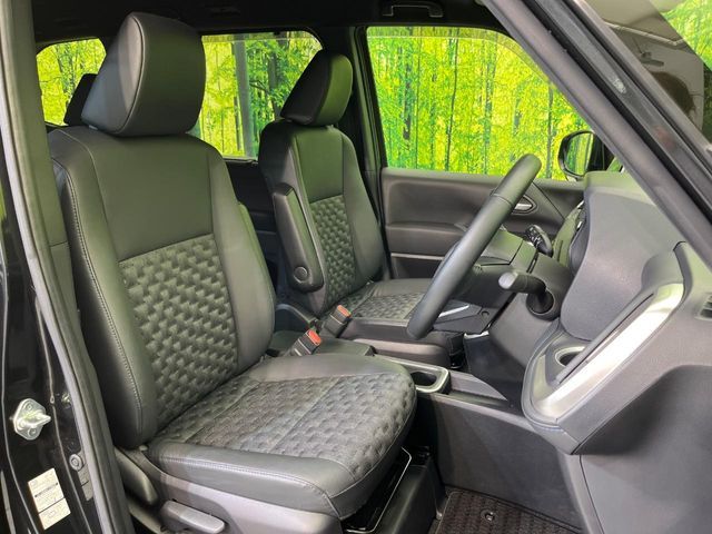 TOYOTA VOXY HYBRID 2023 Image 31