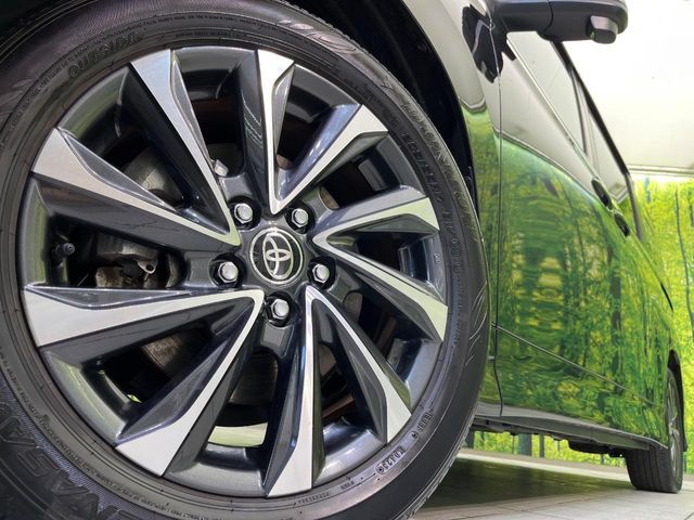 TOYOTA VOXY HYBRID 2023 Image 31