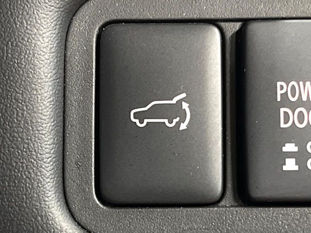 MITSUBISHI DELICA D:5 4WD 2022 Image 31