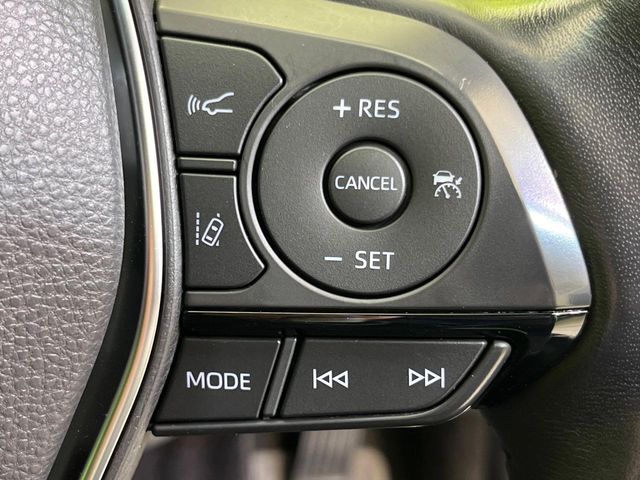 TOYOTA CROWN SEDAN HYBRID 2018 Image 31