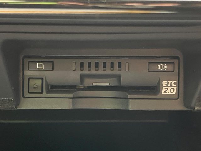 TOYOTA CROWN SEDAN HYBRID 2018 Image 31