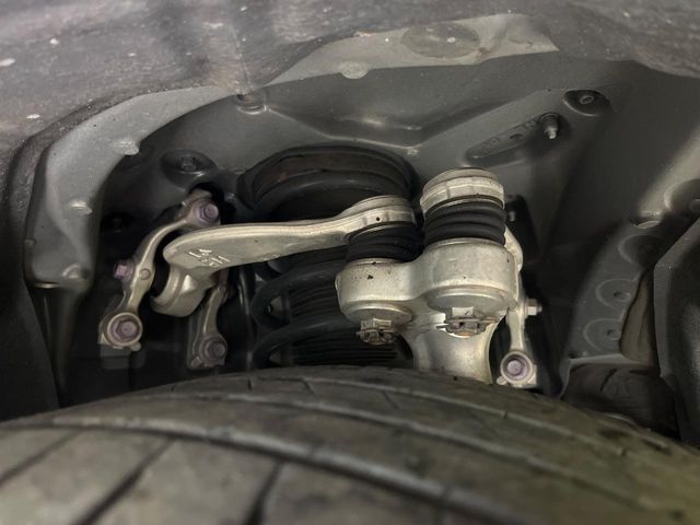 TOYOTA CROWN SEDAN HYBRID 2018 Image 31