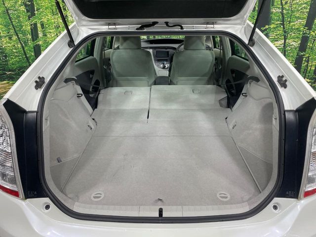 TOYOTA PRIUS 2010 Image 31