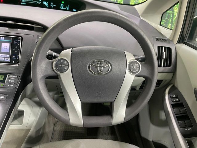 TOYOTA PRIUS 2010 Image 31