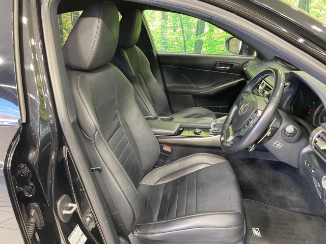 TOYOTA LEXUS IS300H 2014 Image 31