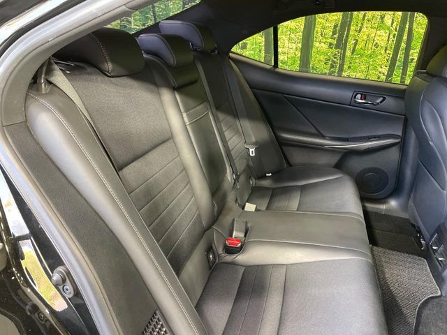 TOYOTA LEXUS IS300H 2014 Image 31