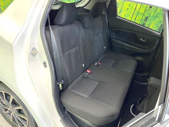 TOYOTA VITZ HYBRID 2019 Image 31