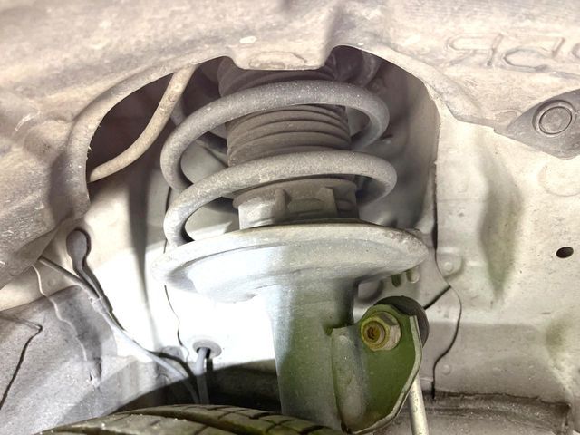 TOYOTA VITZ HYBRID 2019 Image 31