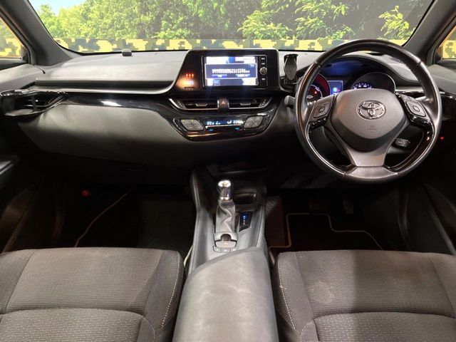 TOYOTA C-HR 2018 Image 31
