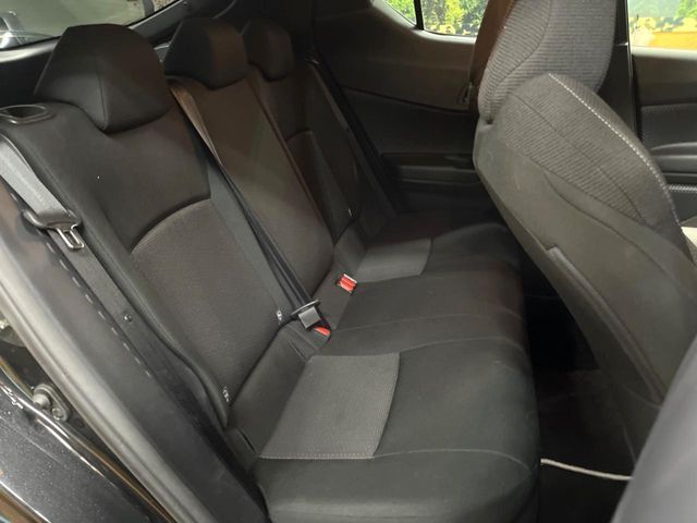 TOYOTA C-HR 2018 Image 31