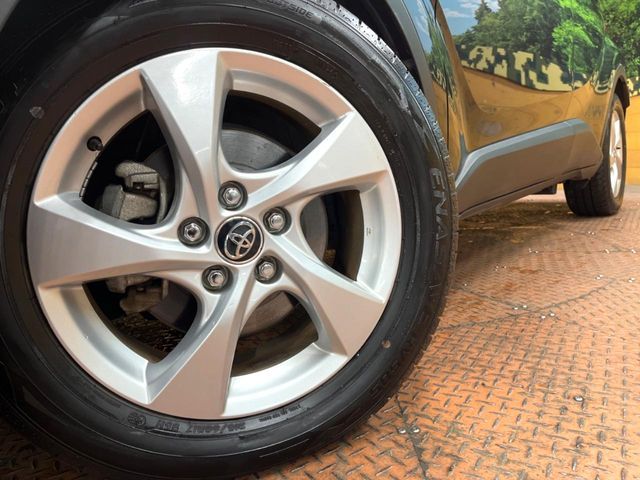TOYOTA C-HR 2018 Image 31