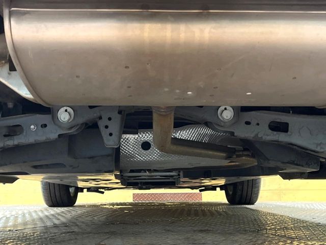 TOYOTA C-HR 2018 Image 31