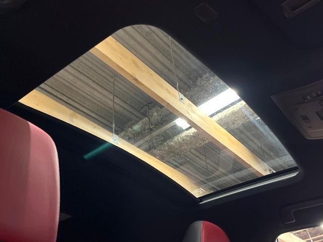 TOYOTA LEXUS NX300H 2019 Image 31