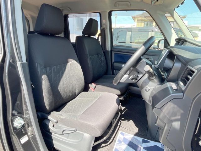 TOYOTA TANK 2017 Image 31