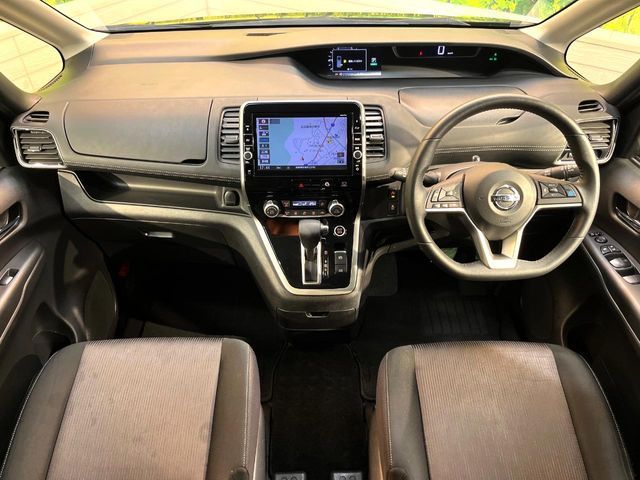 NISSAN SERENA  S-HYBRID 2018 Image 31