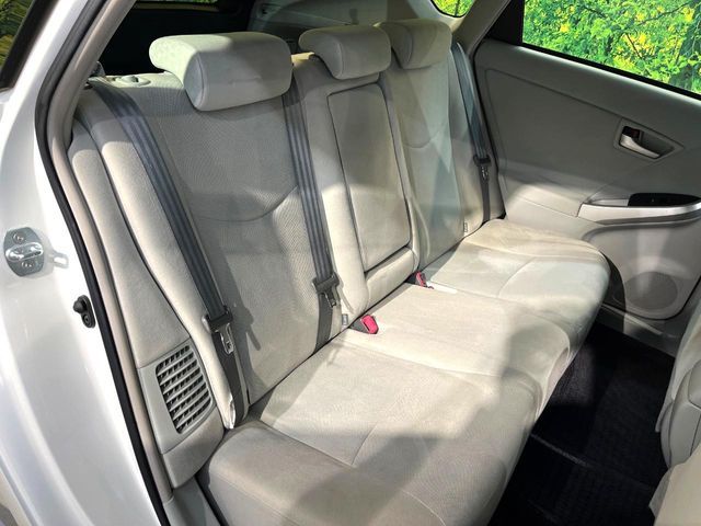 TOYOTA PRIUS 2015 Image 31