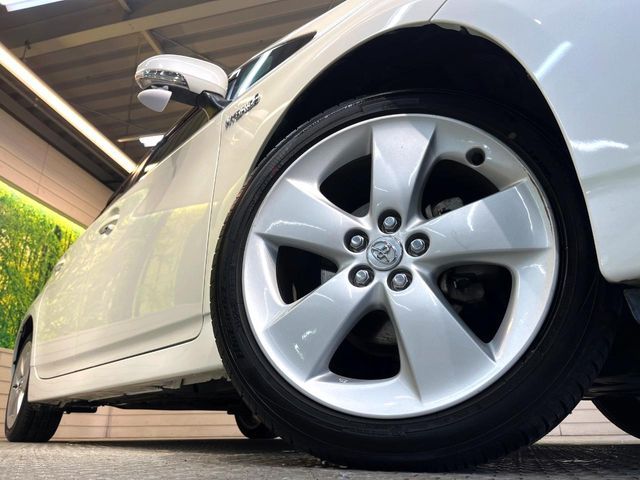 TOYOTA PRIUS 2015 Image 31