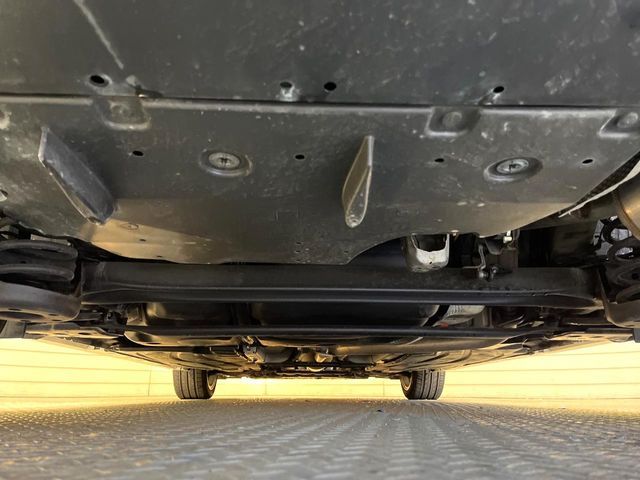 TOYOTA PRIUS 2015 Image 31