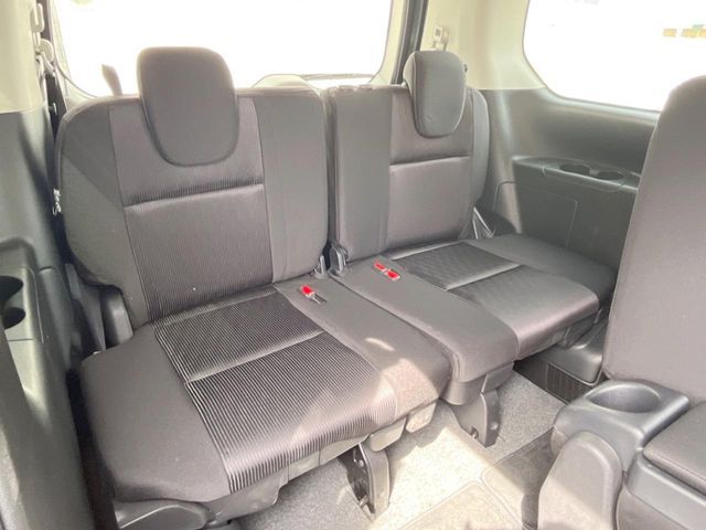 NISSAN SERENA  S-HYBRID 2018 Image 31