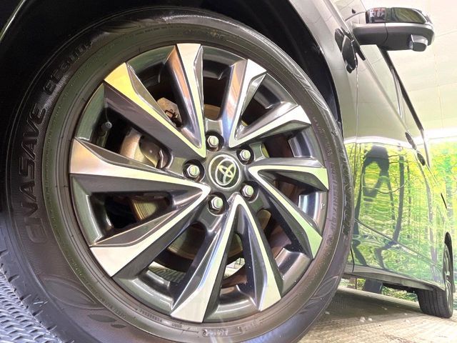 TOYOTA VOXY 2022 Image 31