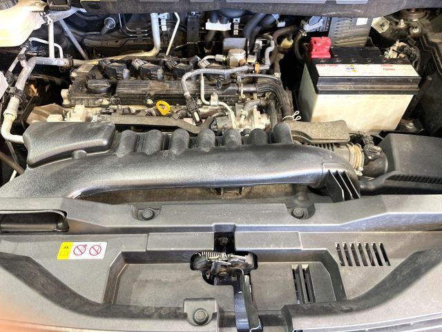 TOYOTA VOXY 2022 Image 31