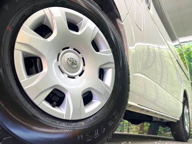TOYOTA HIACE VAN 2WD 2023 Image 31