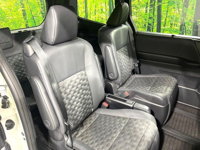 TOYOTA VOXY 2023 Image 31