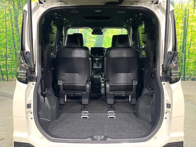 TOYOTA VOXY 2023 Image 31