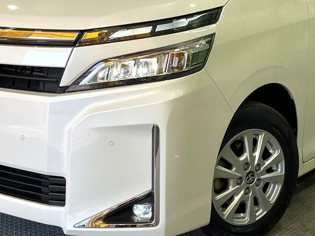 TOYOTA VOXY 2019 Image 31