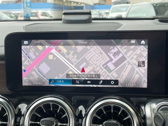 MERCEDES BENZ GLB 2021 Image 31