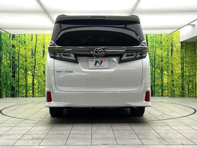 TOYOTA VELLFIRE 2018 Image 31