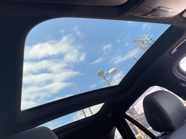 MERCEDES BENZ GLC CL 2017 Image 31