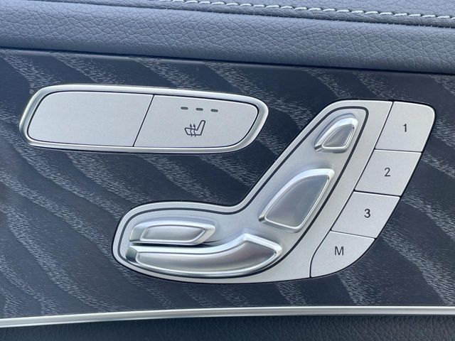 MERCEDES BENZ GLC CL 2017 Image 31