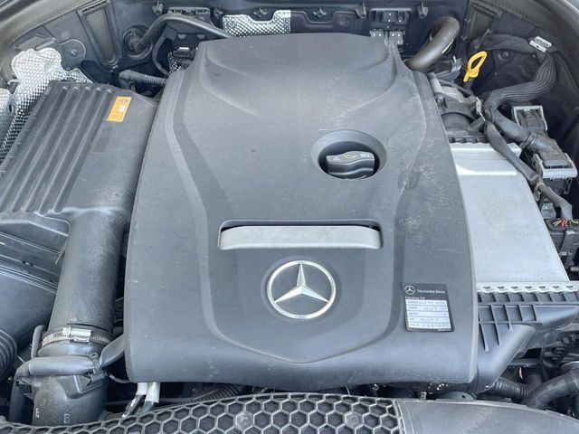 MERCEDES BENZ GLC CL 2017 Image 31