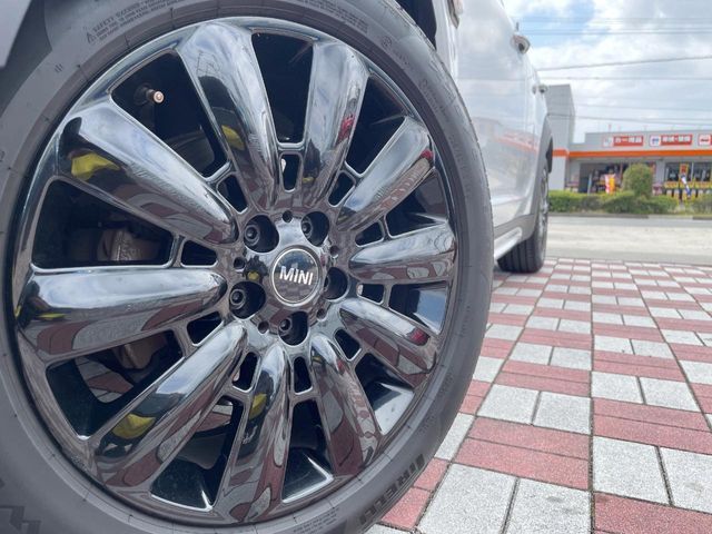 BMW MINI COOPER D CR 2017 Image 31