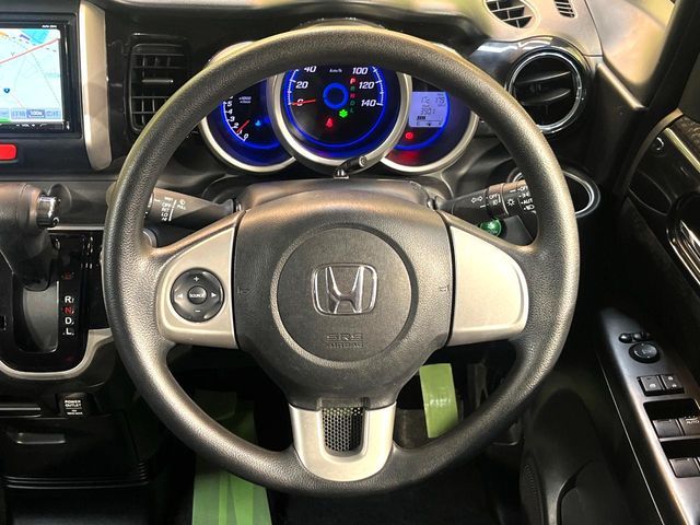 HONDA N BOX CUSTOM 2013 Image 31